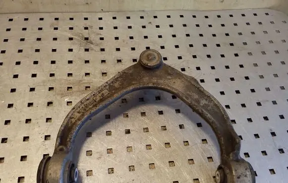 BMW X6 E71 Front lower control arm/wishbone 608216
