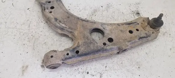 Volkswagen Golf IV Front lower control arm/wishbone