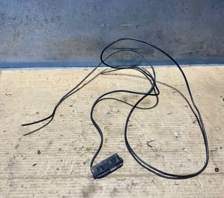 Mercedes-Benz C AMG W202 Outside/exterior temperature sensor 2028850814