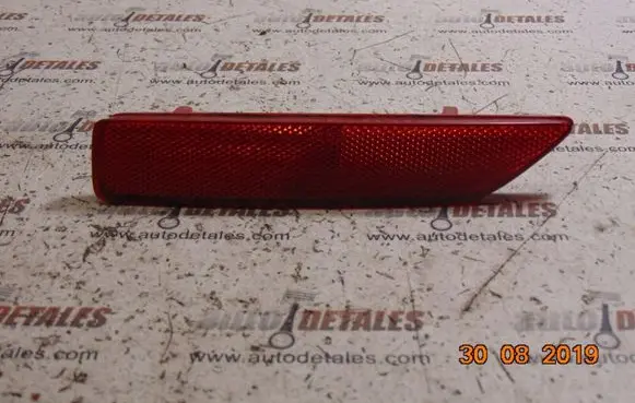 Rear tail light reflector