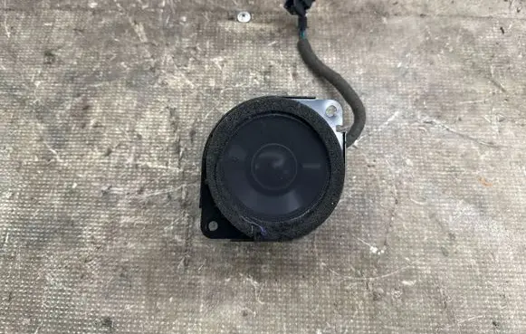 Alfa Romeo Stelvio Parcel shelf speaker 50549538
