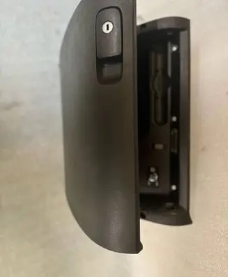 Volkswagen Golf Plus Glove box 5M1857097
