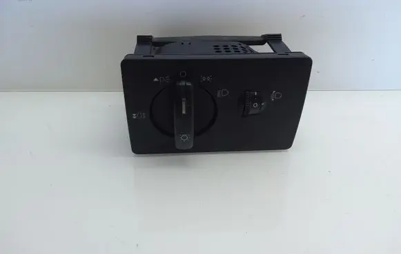 Ford Focus Light switch 4M5T13A024LA