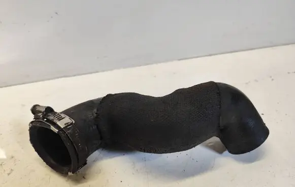 Intercooler hose/pipe