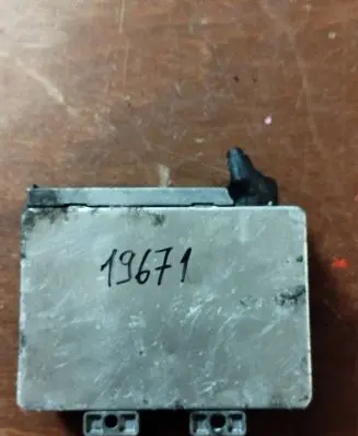Renault Trafic II (X83) Engine control unit/module 7700311655