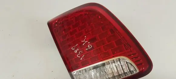 KIA Sorento Tailgate rear/tail lights