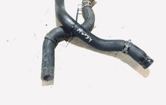 Toyota Avensis T250 Engine coolant pipe/hose