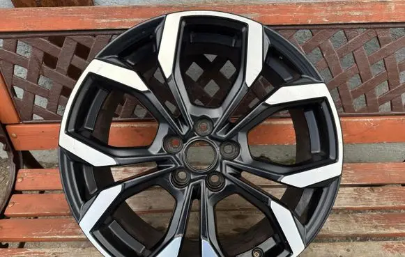 Ford Puma R18 alloy rim 