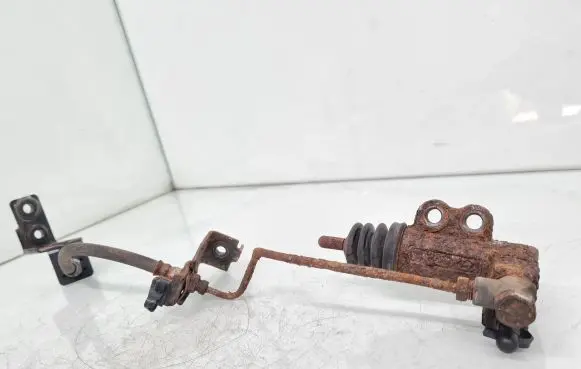 Hyundai i30 Clutch master cylinder