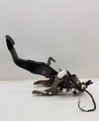 Suzuki SX4 S-Cross Brake pedal 4960054P50 74S0048