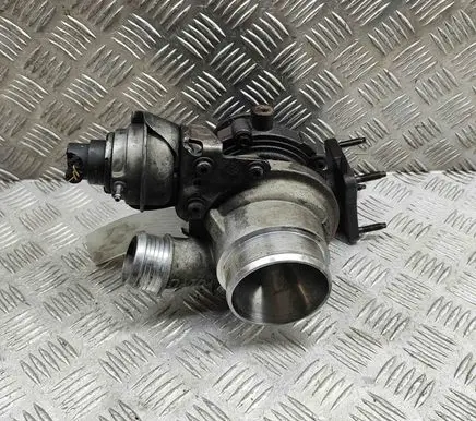 Volvo V60 Turbo GTC1444VZ 8051563