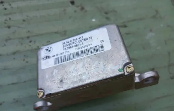 BMW 3 E46 ESP acceleration yaw rate sensor 34526759412 10098508014 48801001019