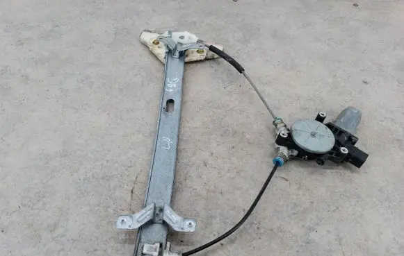 Honda Accord Front door window regulator with motor 