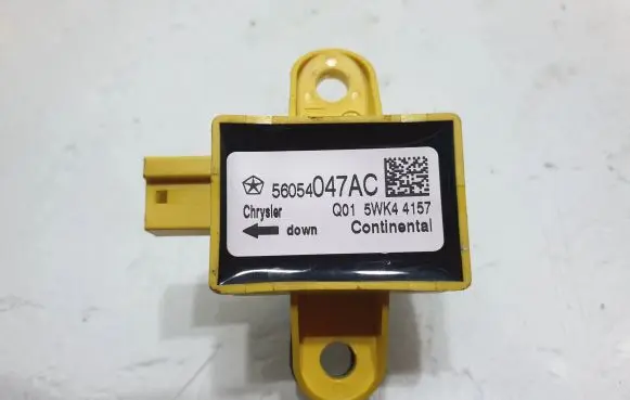 Chrysler Town & Country V Airbag deployment crash/impact sensor 56054047AC