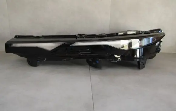 BMW XM LED Daytime headlight 9880471 20230526 127650900000
