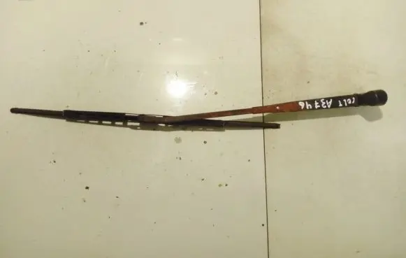 Mitsubishi Colt Rear wiper blade arm 1a24rr