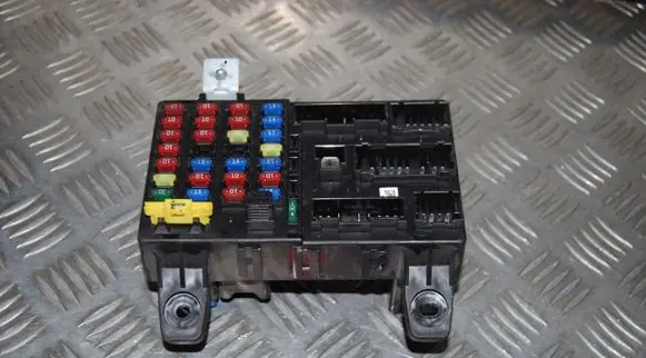 Hyundai Getz Fuse box set 911981C020