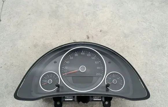 Volkswagen Up Speedometer (instrument cluster) 1S0920860B