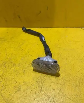 Nissan Note (E11) Front indicator light 