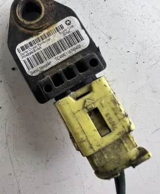Jeep Patriot Airbag deployment crash/impact sensor P04896061AA 39754C
