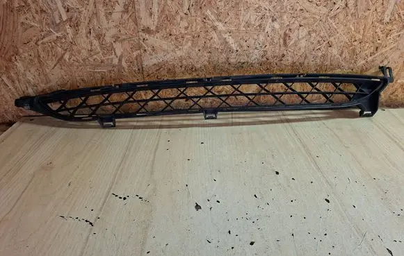 Citroen C4 I Picasso Front bumper lower grill 9680403177 2001004