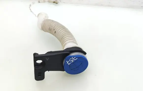 Mazda CX-5 Window washer liquid tank fill tube
