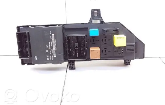 Opel Vectra C Fuse module 13223678 13193590