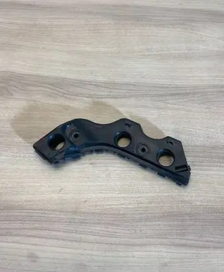 Volkswagen PASSAT CC Front bumper mounting bracket 3C8807183A