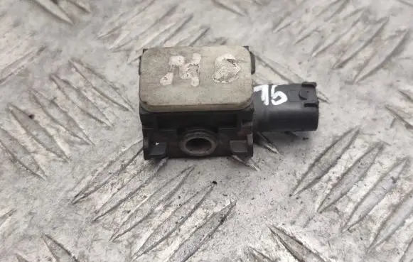 Mercedes-Benz S W221 Airbag deployment crash/impact sensor A0038202926