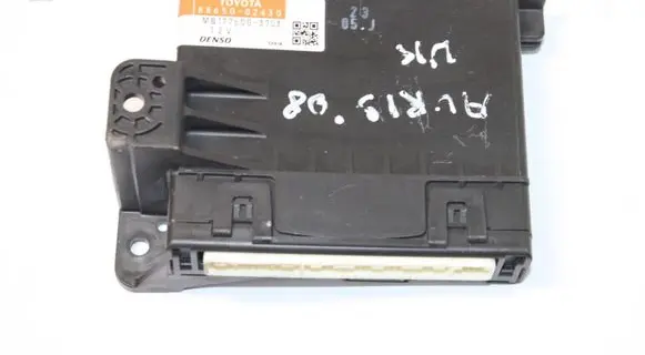 Toyota Auris 150 Other control units/modules 8865002430