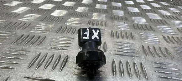Jaguar XF Fuel pressure sensor 