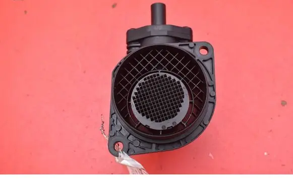 Volkswagen Golf IV Mass air flow meter 038906461B