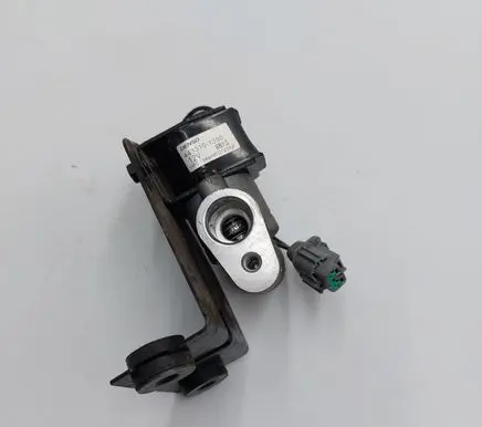 Nissan Leaf II (ZE1) Air conditioning (A/C) expansion valve 4433101350