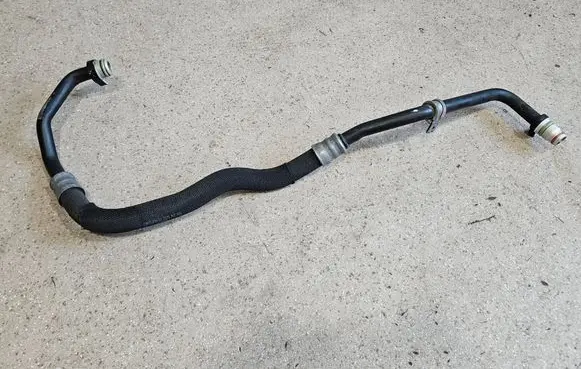 Mercedes-Benz C AMG W205 Oil cooling pipe A2055010224