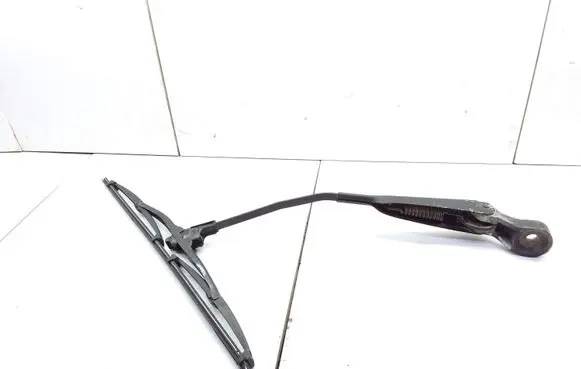 Nissan Almera Rear wiper blade P5375