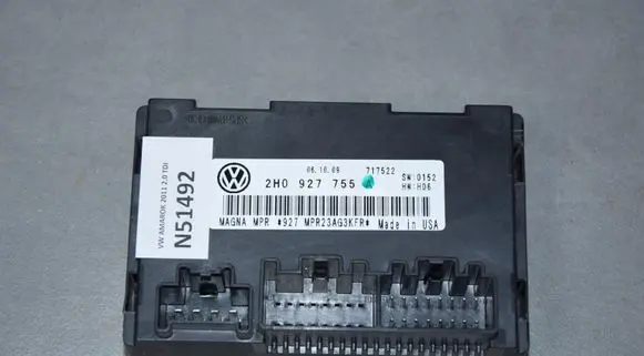 Volkswagen Amarok Gearbox control unit/module 2H0927755A