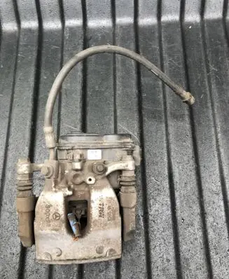 Mercedes-Benz E W213 Rear brake caliper A0044235898 32358282