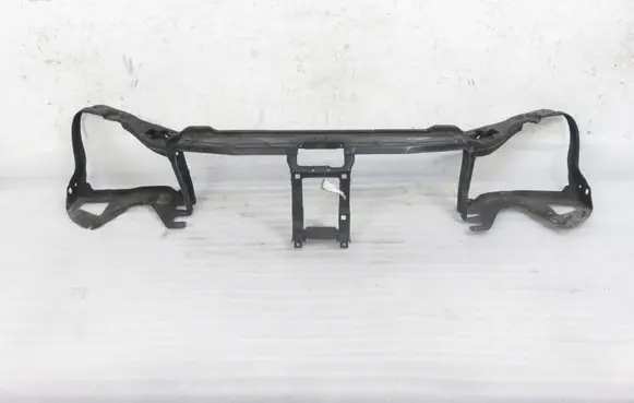 Mercedes-Benz S W220 Radiator support slam panel bracket 