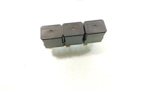 Mitsubishi Outlander Other relay ACM33221