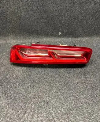 Chevrolet Camaro Rear/tail lights 84136772 80916120V M04913