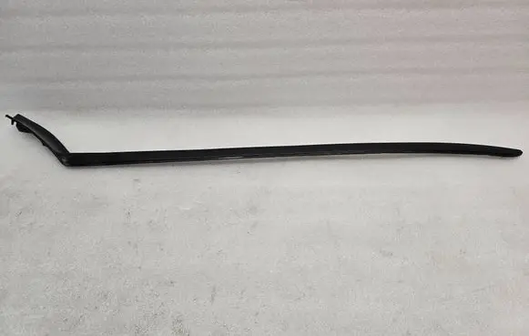 Volvo XC40 Windshield trim 31448939
