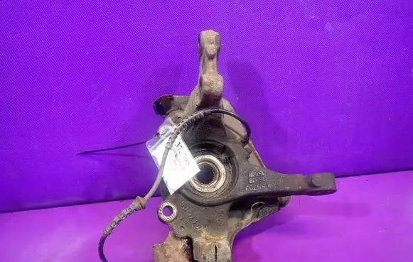 Opel Corsa D Front wheel hub spindle knuckle