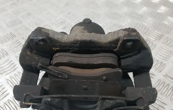 Opel Zafira B Front brake caliper