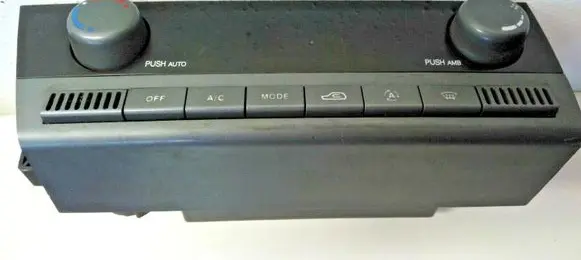 SsangYong Kyron Climate control unit 6870009020
