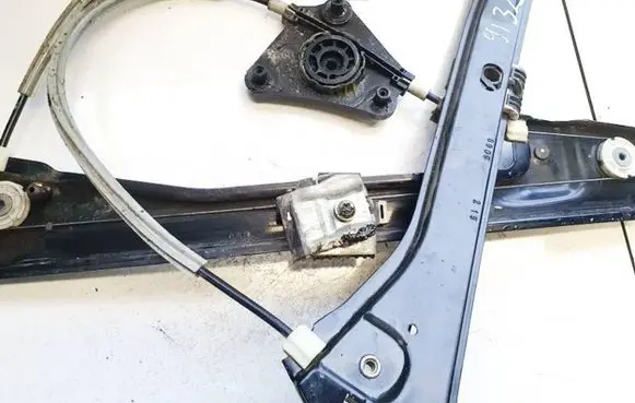 Volkswagen Jetta V Sliding door window regulator with motor 5c6837461a