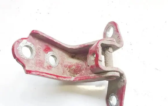 KIA Ceed Rear door lower hinge