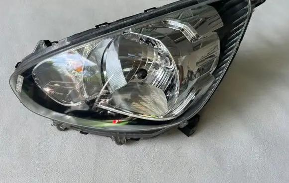 Mitsubishi Space Star Headlight/headlamp