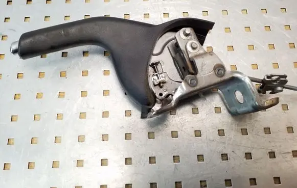 Suzuki Grand Vitara II Handbrake/parking brake lever assembly