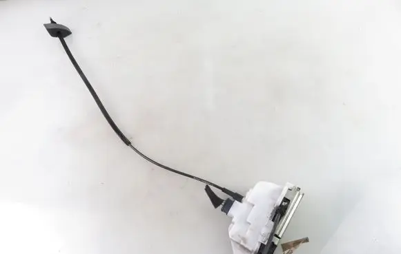 Citroen C2 Front door lock 52187780