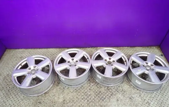 R18 alloy rim